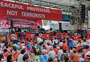 Thailand’s Red Shirts Leader: “Situation Is Almost Full Civil War” Thailand’s Red Shirts Leader: “Situation Is Almost Full Civil War”