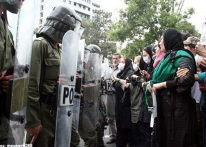 Women Demonstrators in Iran 6/22/2009