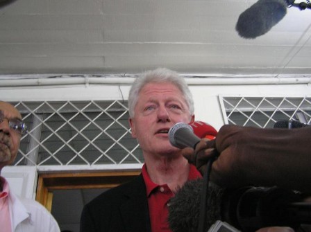 dOLORES_cLINTON_SHOT
